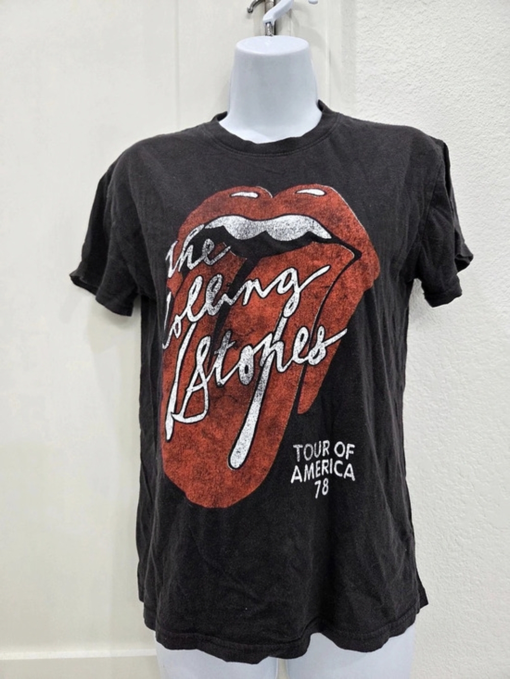 The Rolling Stones Tour of America 78 Graphic T-Shirt Graphic Tee Size Small